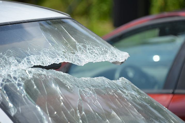 car windshield damage